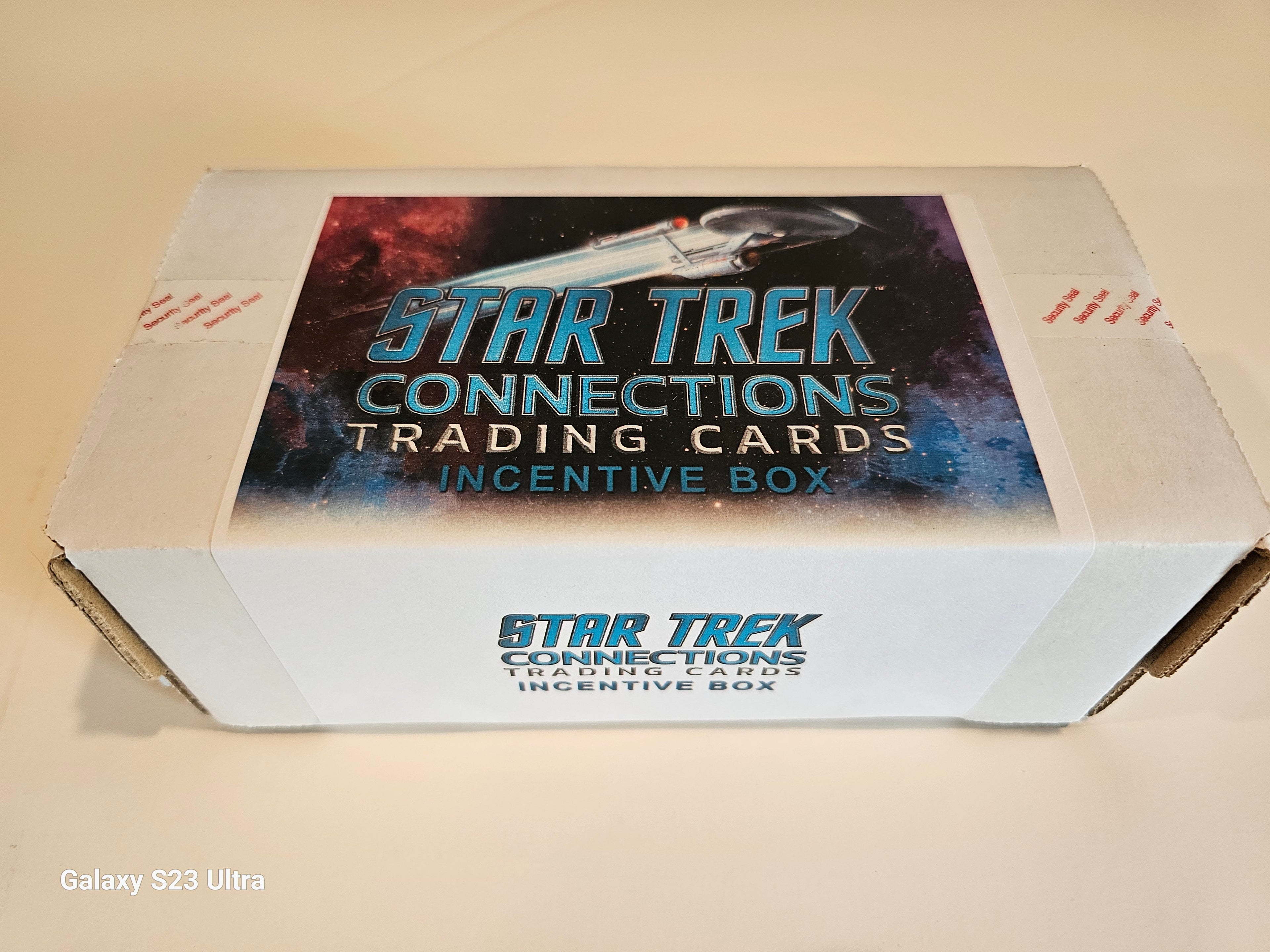 Star Trek Connections  10 Case Incentive Box with Many Exclusive Cards