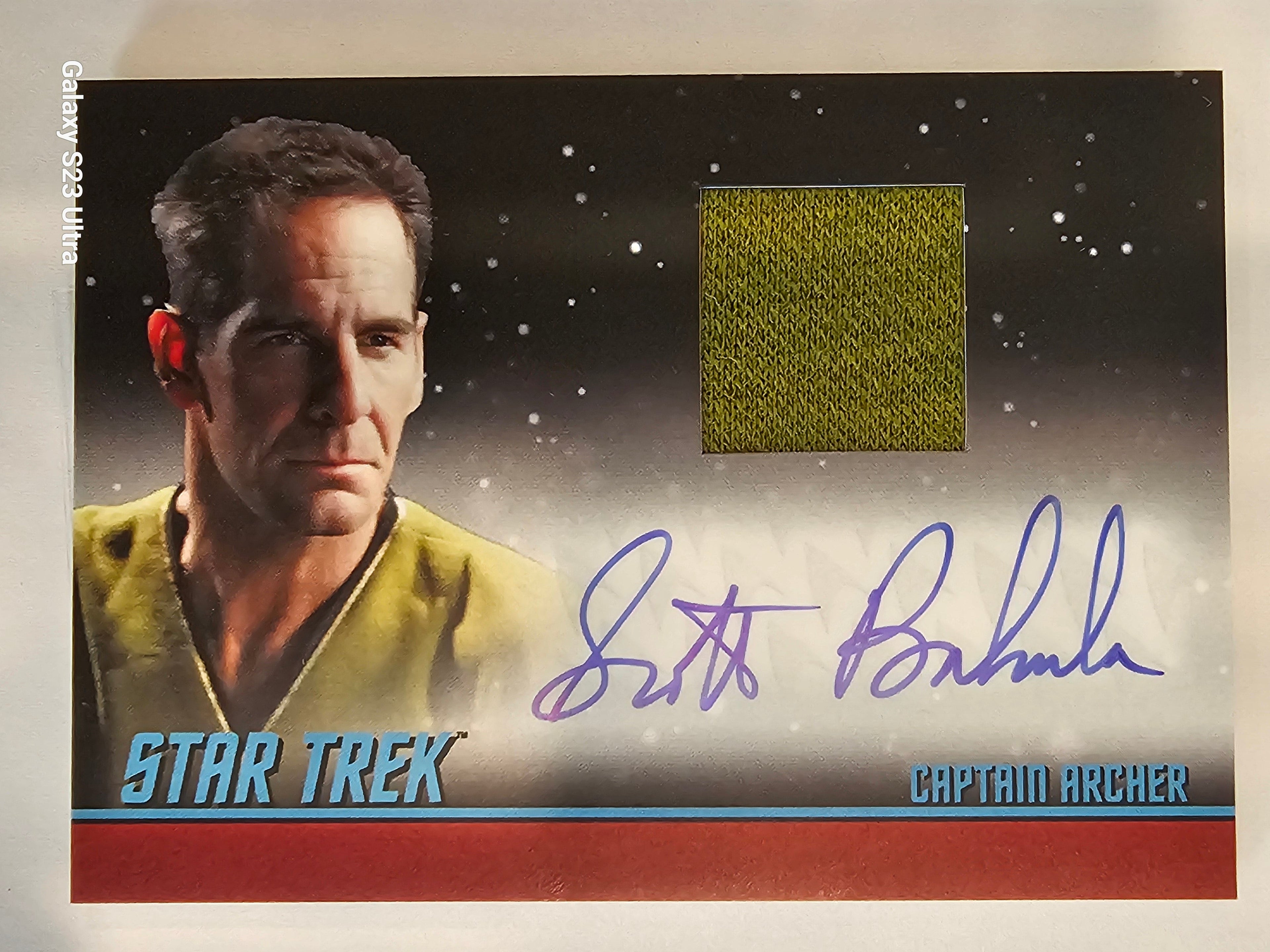 Star Trek Connections  Scott Bakula as Captain Archer Autographed Relic Card ( B )