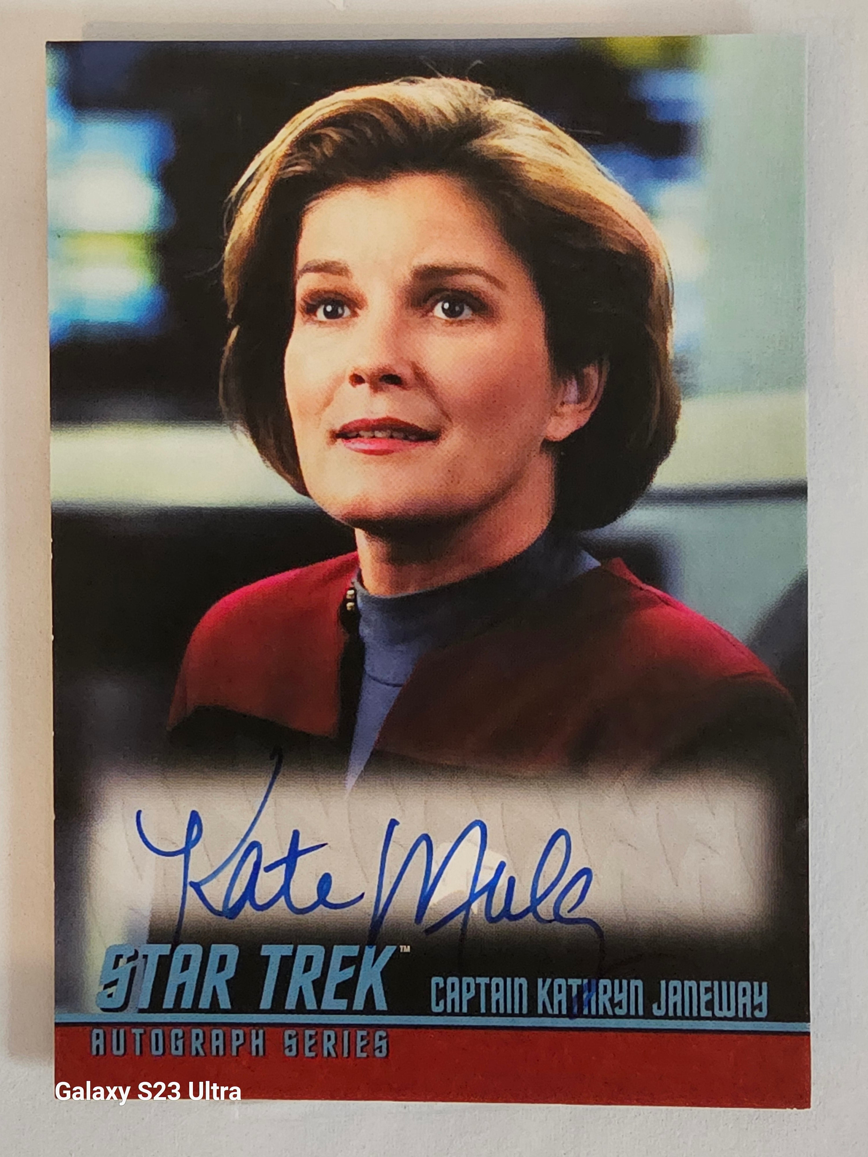Star Trek Connections (A2) Kate Mulgrew as Captain Janeway Classic TV Autograph Card ( A )