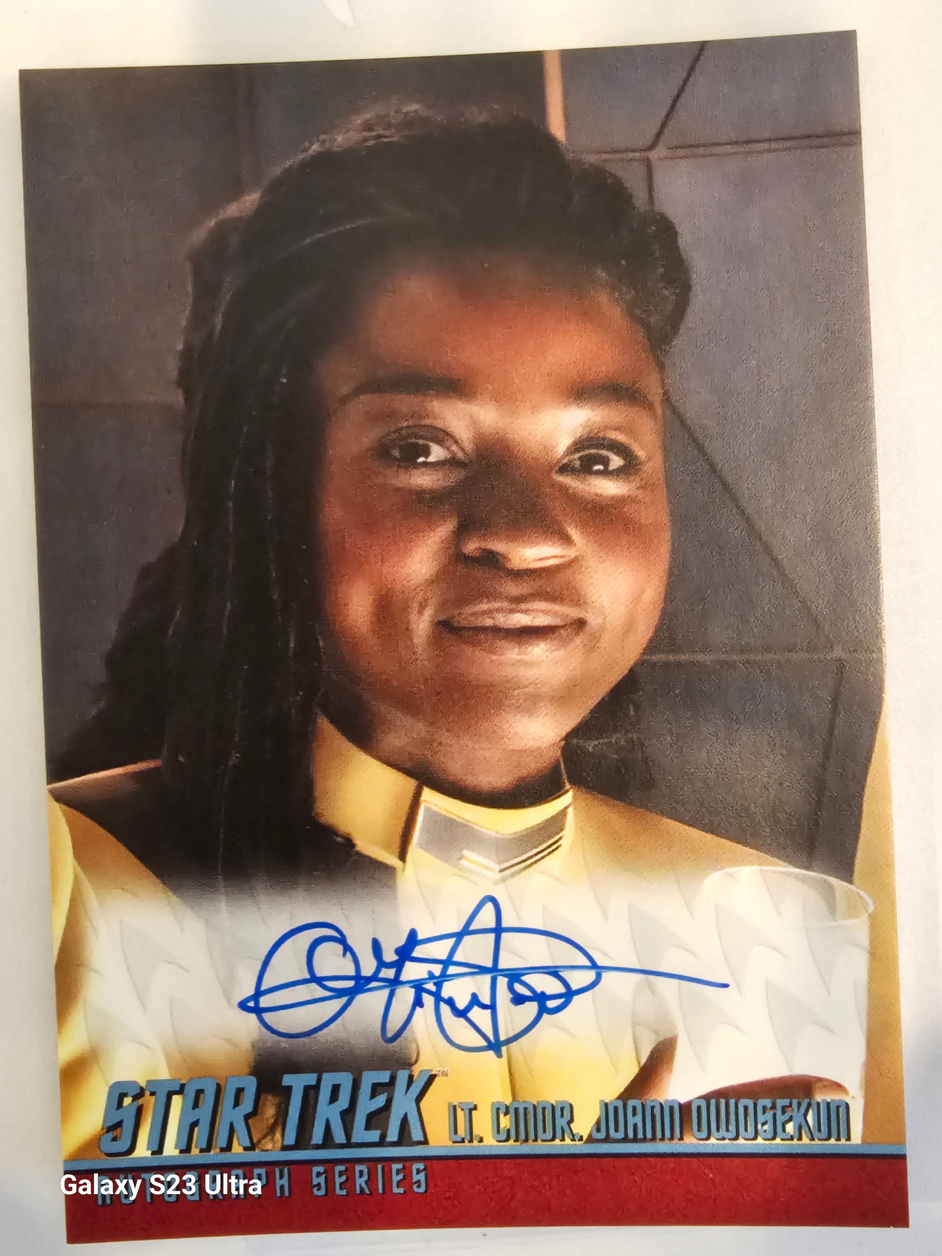 Star Trek Connections (A17) Oyin Oladejo as Lt Cmdr Joann Owoseklin Classic TV Autograph Card ( A )