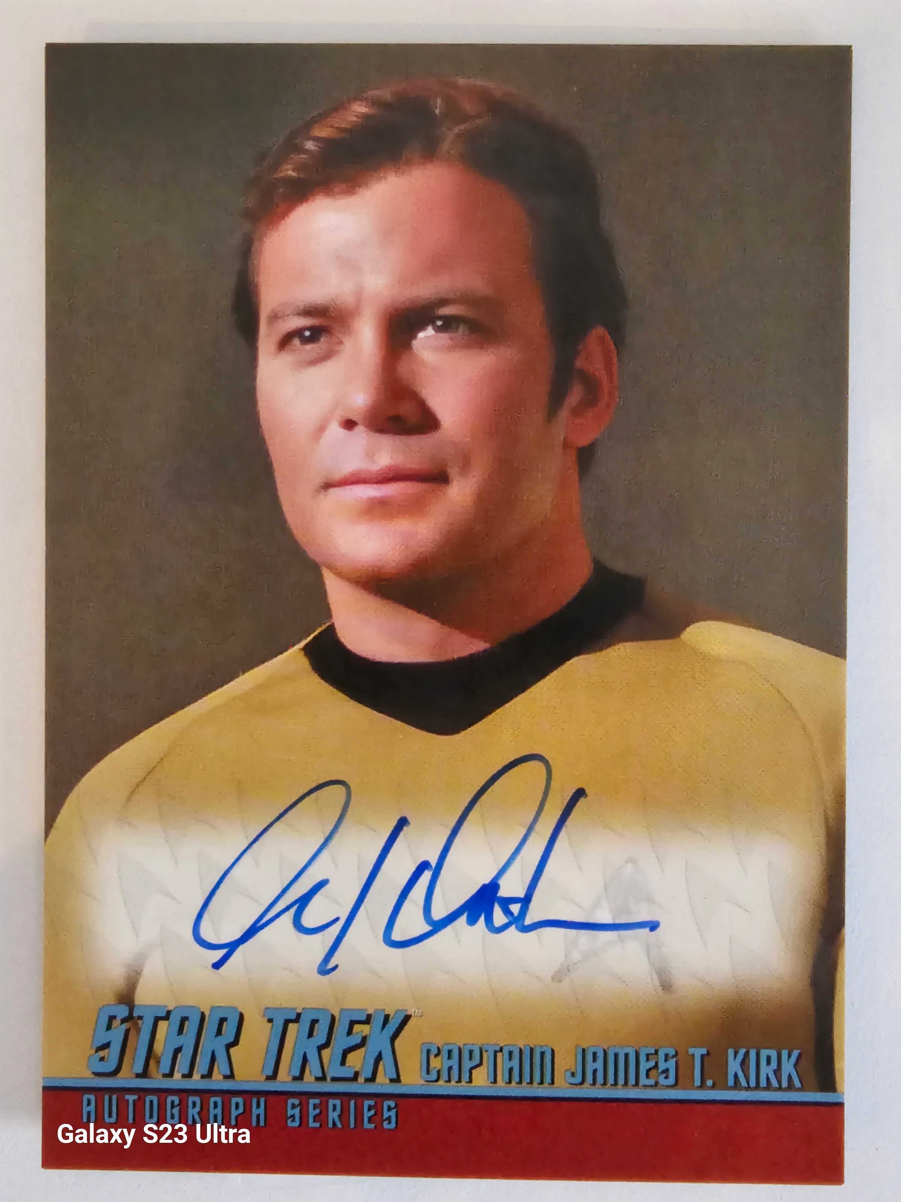 Star Trek Connections (A1) William Shatner as Captain Kirk Classic TV Autograph Card ( B )