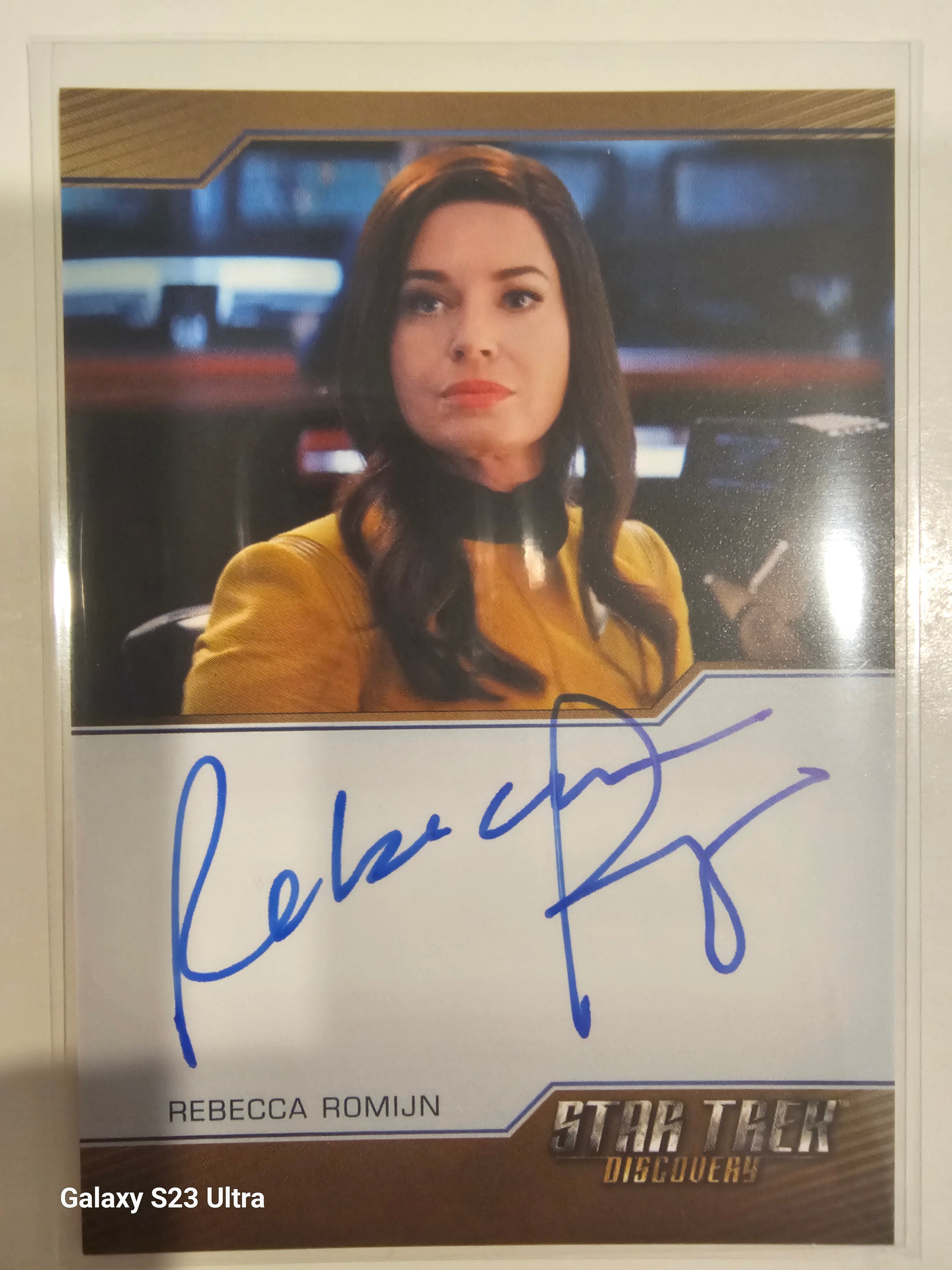 Star Trek Connections Rebecca Romijn as Number One Bordered Autograph Card ( B )