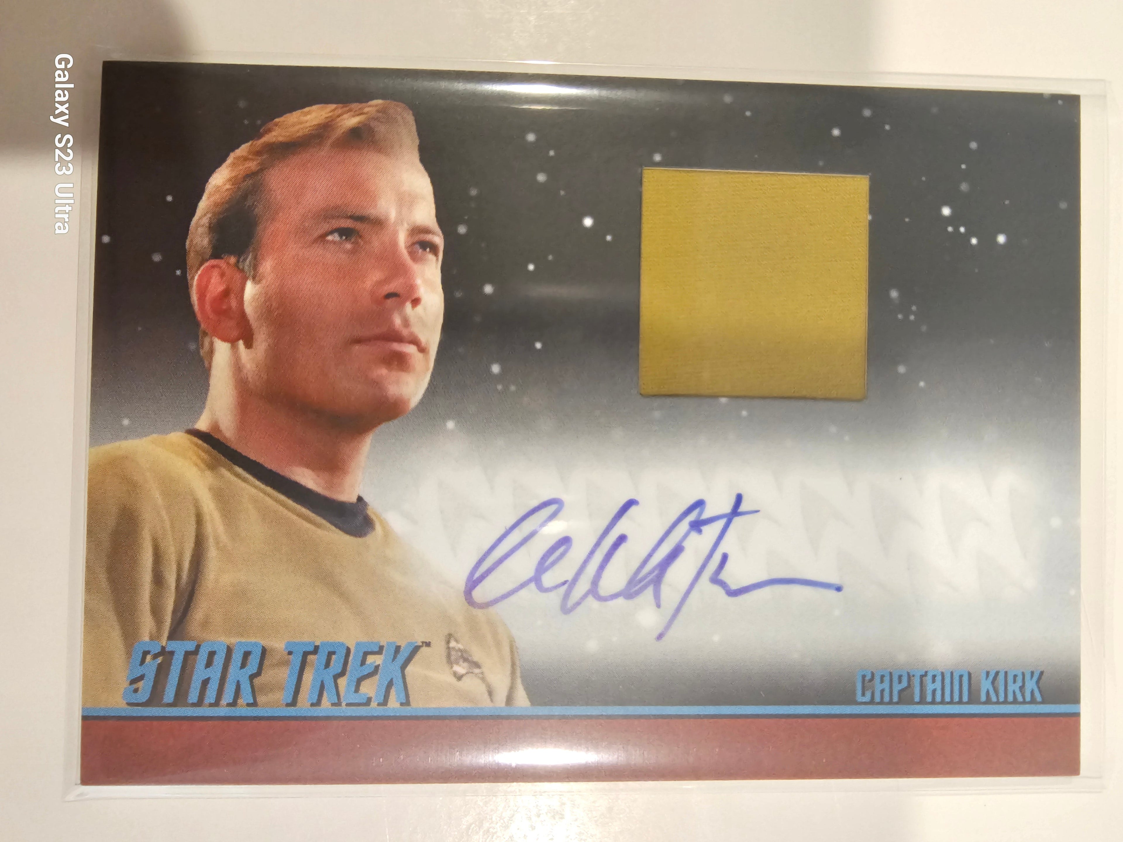 Star Trek Connections  William Shatner as Captain Kirk Autographed Costume Card ( A )