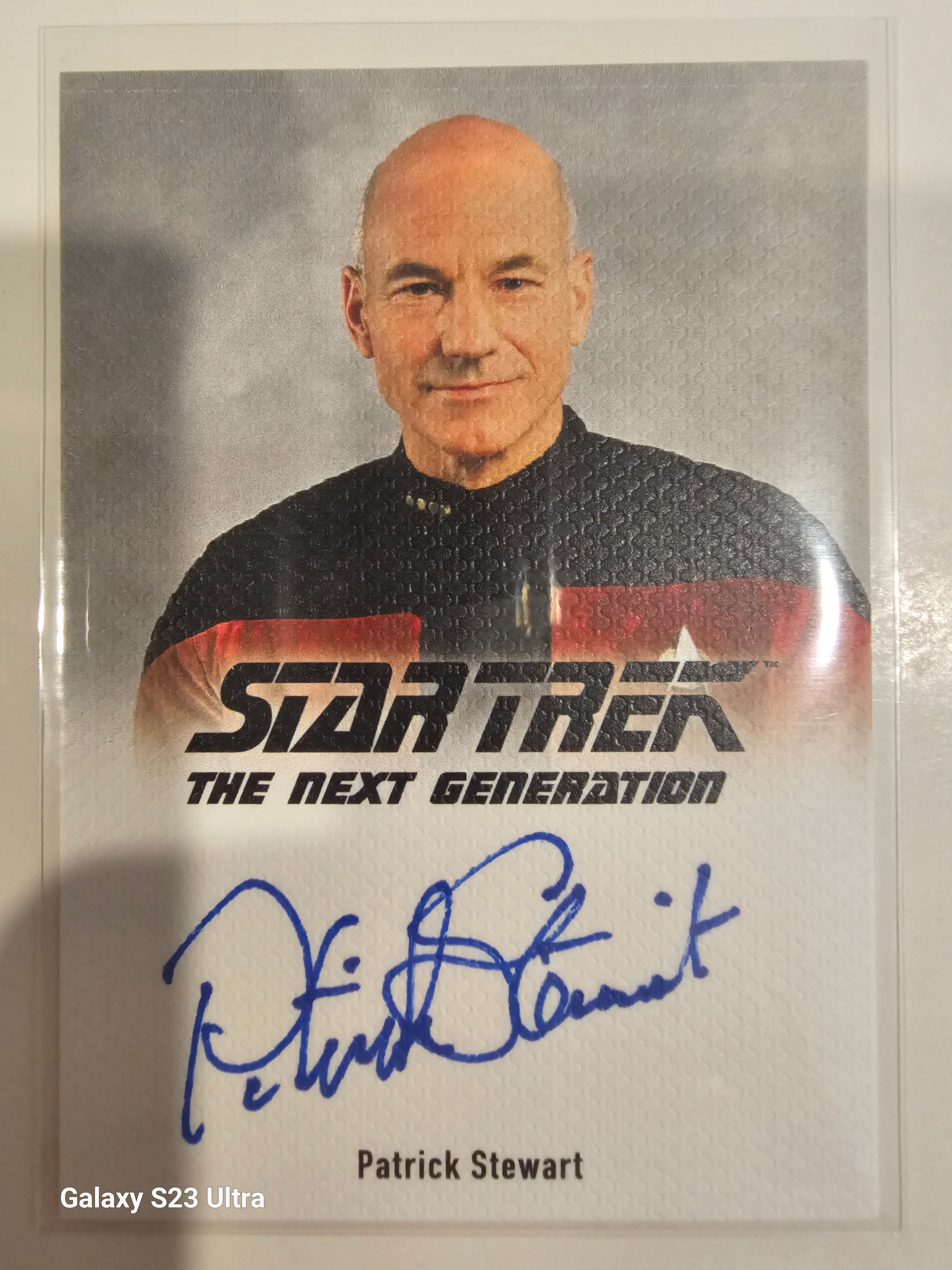 Star Trek Connections Patrick Stewart as Jean-Luc Picard Canvas Autograph Card ( B )