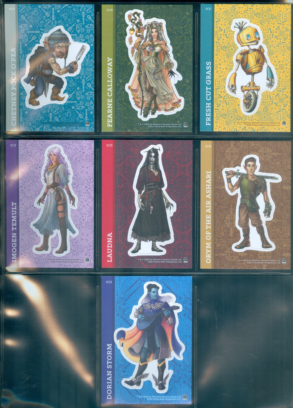 Critical Role 10th Anniversary Mini-Master Set with Binder [ See Contents of Set below ]
