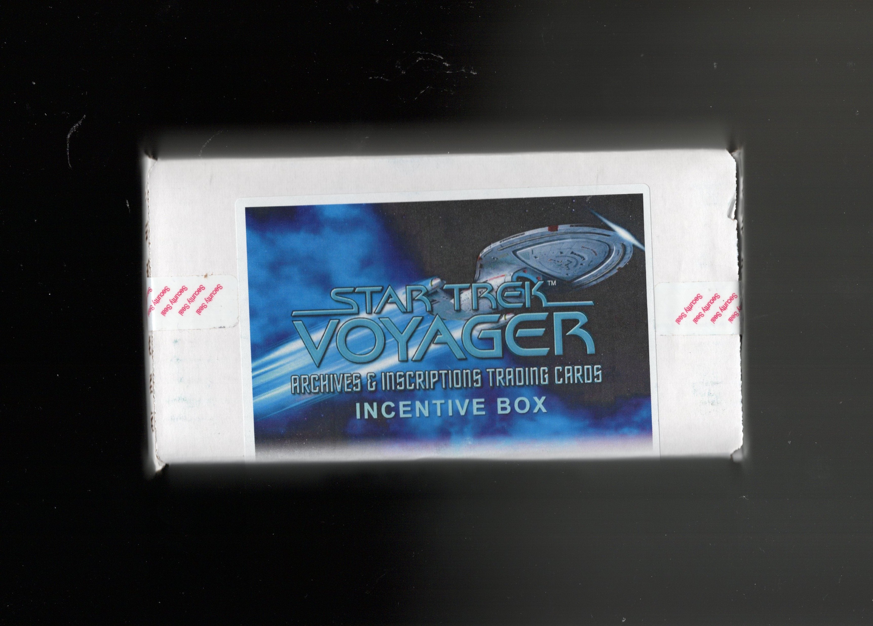 Star Trek Voyager Archives & Inscriptions 10 Case Incentive Box with Many Exclusive Cards