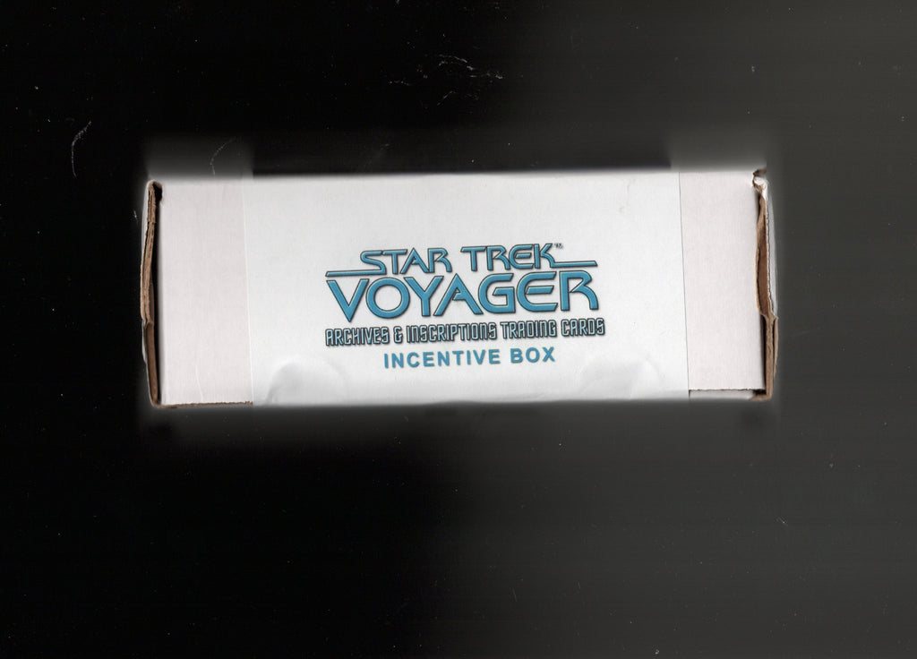 Star Trek Voyager Archives & Inscriptions 10 Case Incentive Box with Many Exclusive Cards
